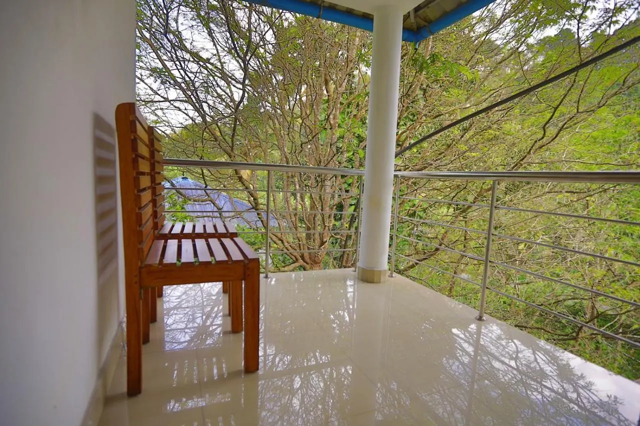 Aruvi Annex Bed and Breakfast Anachal Indien