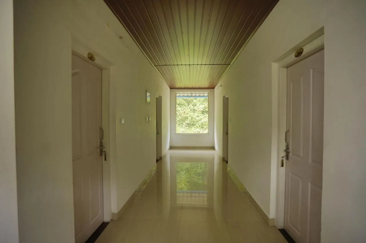 Aruvi Annex Bed and Breakfast Anachal 0*,  Indien